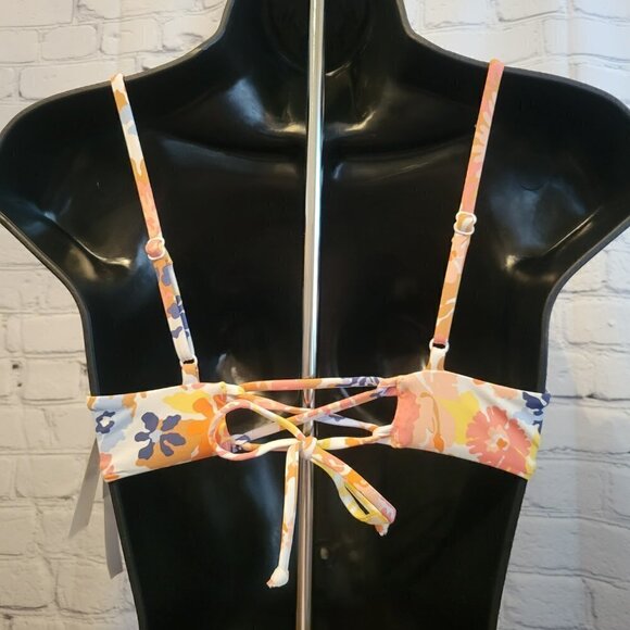 Roxy Beach Adjustable Triangle Bikini Bright White Floral Escape TOP ONLY - Picture 2 of 3